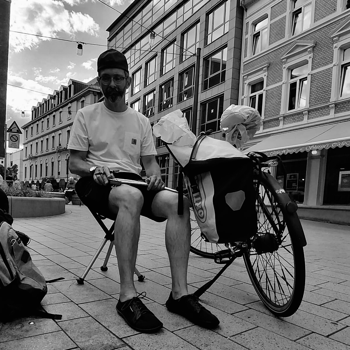 Die Maximillianstrasse blickt auf Stuart
