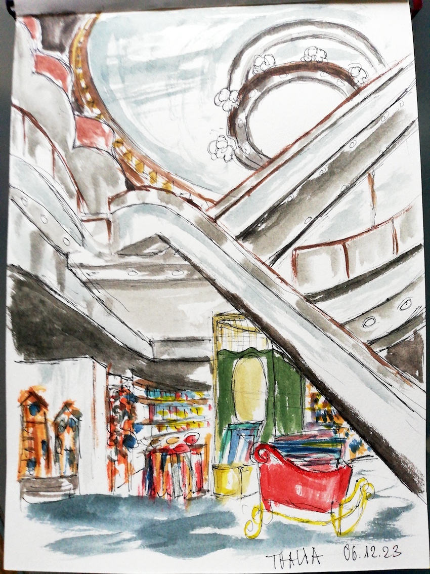 1702121804923_Christa