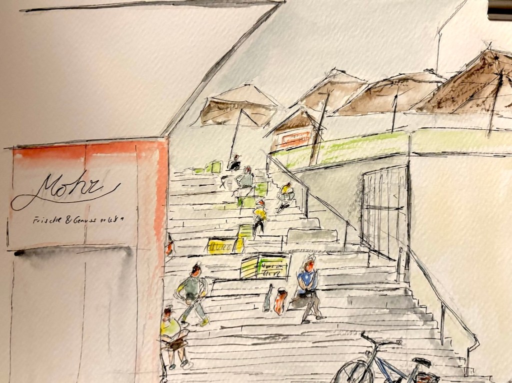 Gabriele - Blick zur Treppe mit Zeichnern